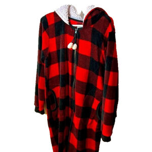 weekend edition red plaid fleece hooded one peice XL pajamas